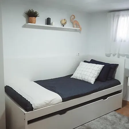 Hébergement de vacances Casa Navl *